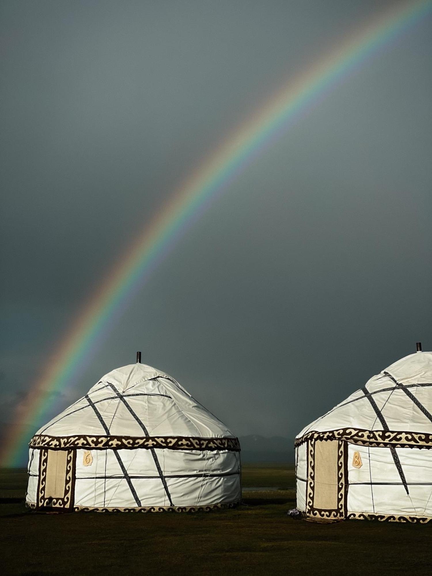 Hotel Ulush Yurts Naryn Exterior foto