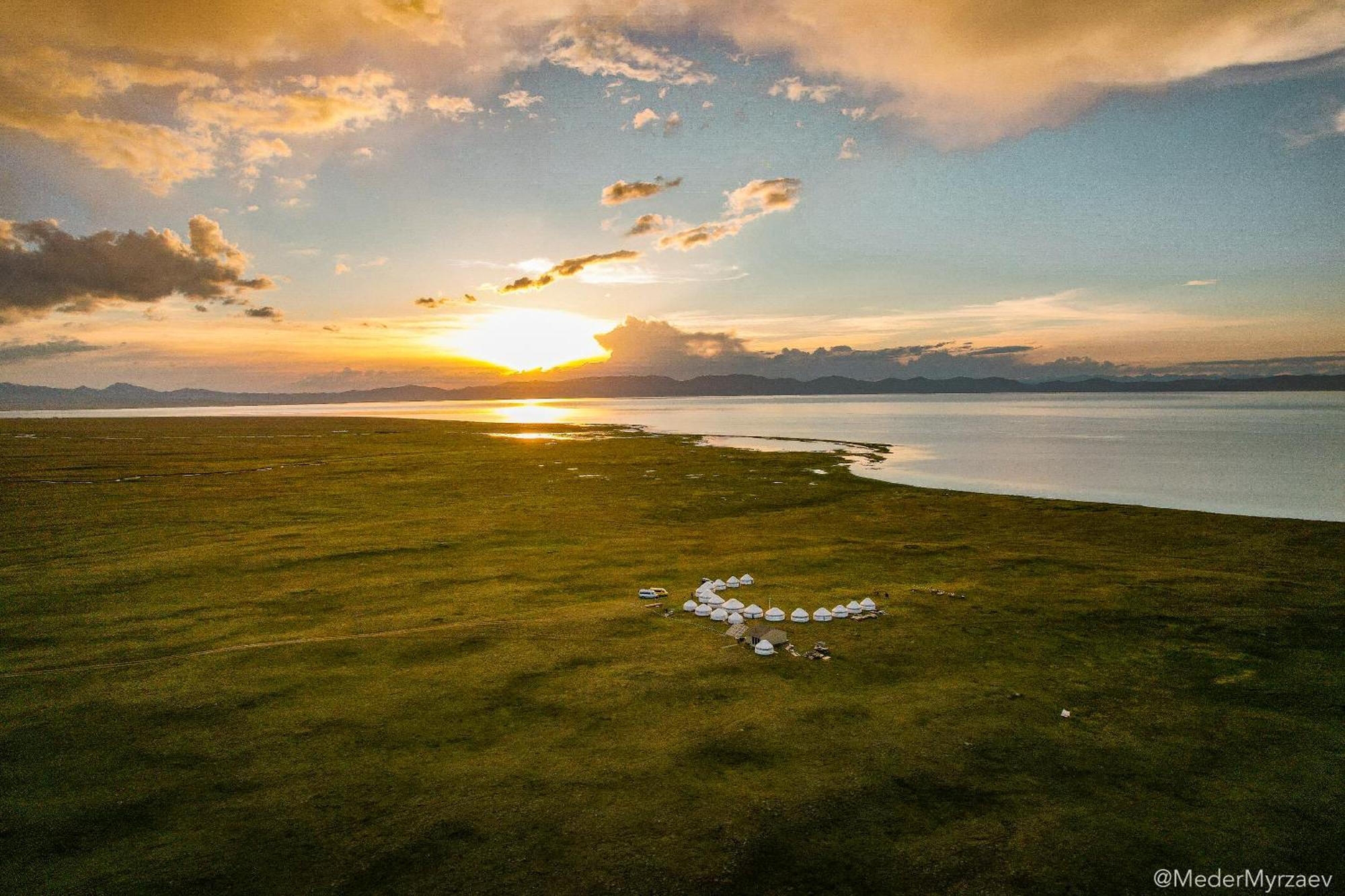 Hotel Ulush Yurts Naryn Exterior foto