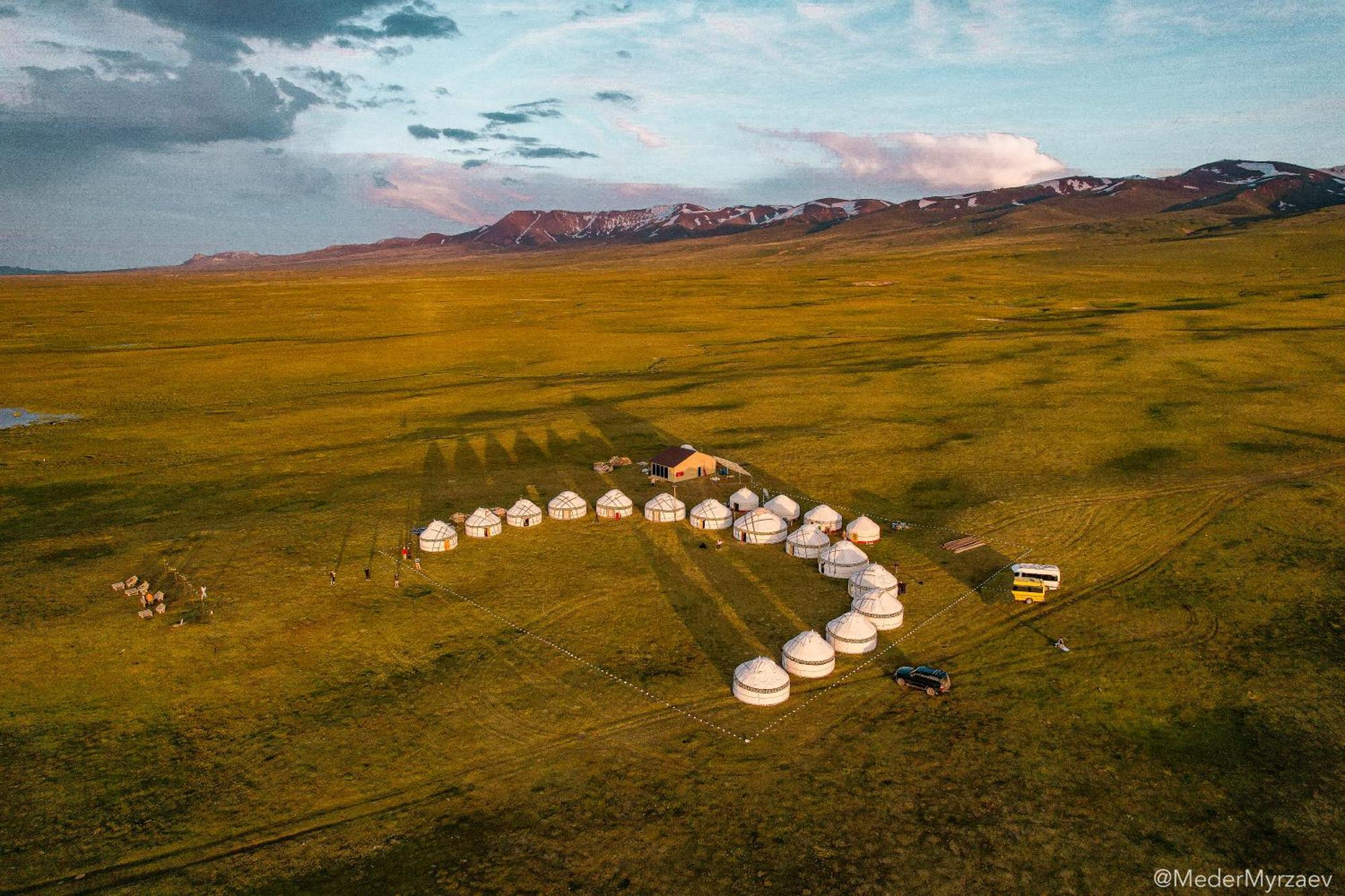 Hotel Ulush Yurts Naryn Exterior foto